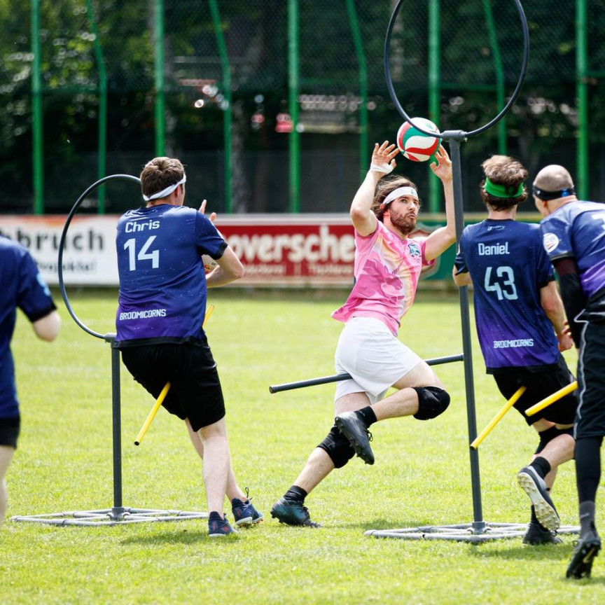 image.title Freizeit: Ballsport mit Besen: Quidditch löst sich von Harry  image